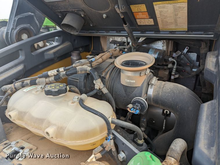 image for item MO9022 2022 John Deere 325G  tracked skid steer loader