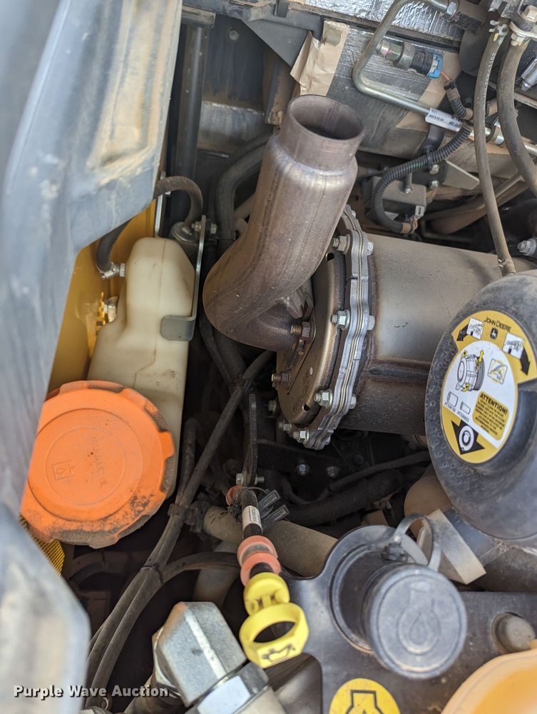 image for item MO9022 2022 John Deere 325G  tracked skid steer loader