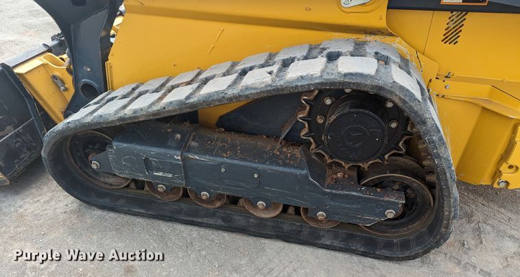 image for item MO9022 2022 John Deere 325G  tracked skid steer loader