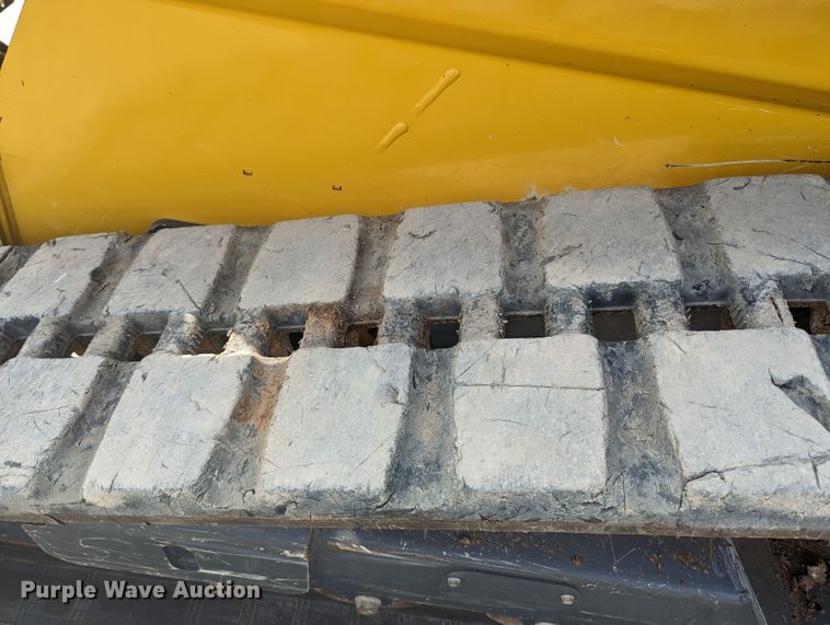 image for item MO9022 2022 John Deere 325G  tracked skid steer loader