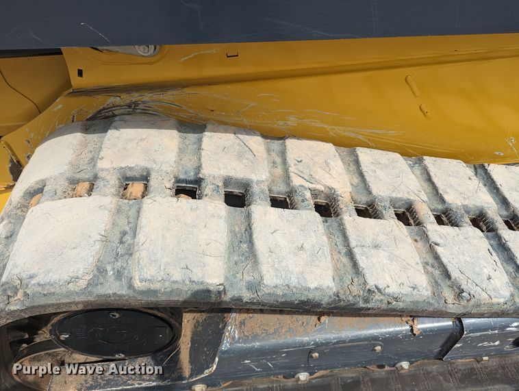 image for item MO9022 2022 John Deere 325G  tracked skid steer loader