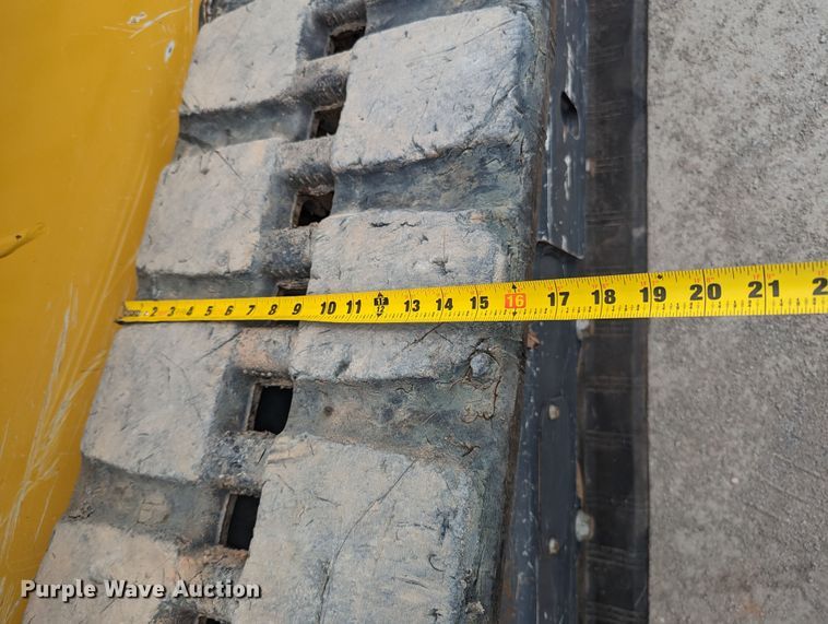 image for item MO9022 2022 John Deere 325G  tracked skid steer loader