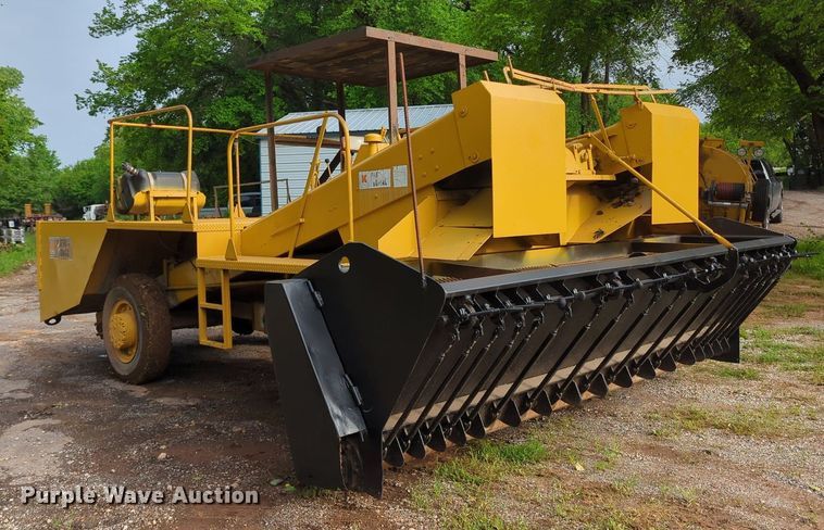 image for item MO9027 Koehring K  chip spreader