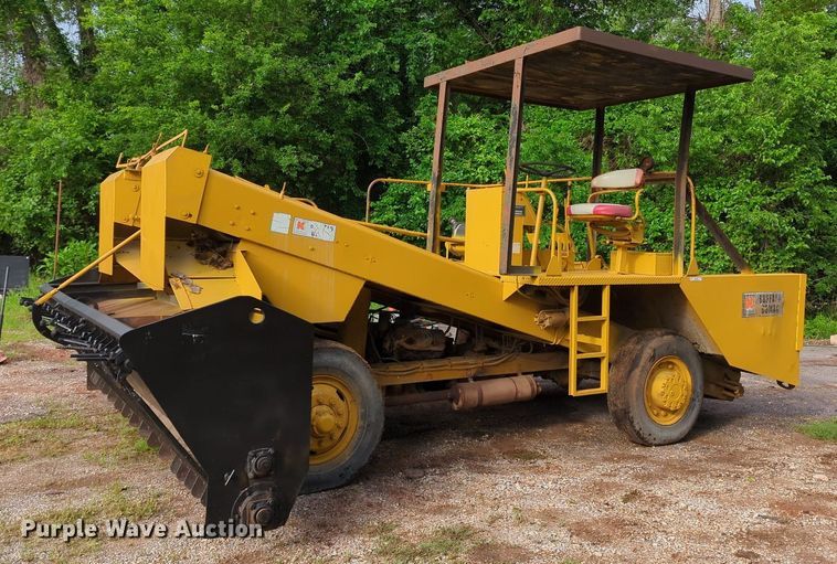 image for item MO9027 Koehring K  chip spreader