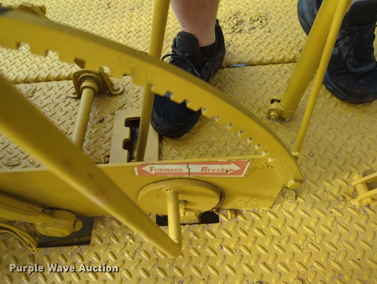 image for item MO9027 Koehring K  chip spreader