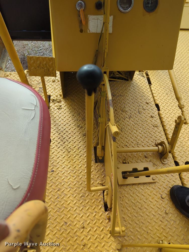 image for item MO9027 Koehring K  chip spreader