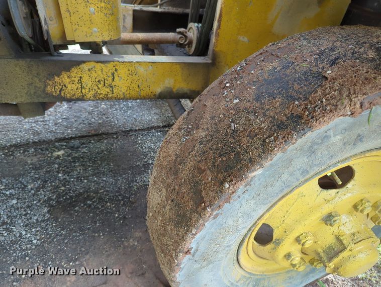 image for item MO9027 Koehring K  chip spreader