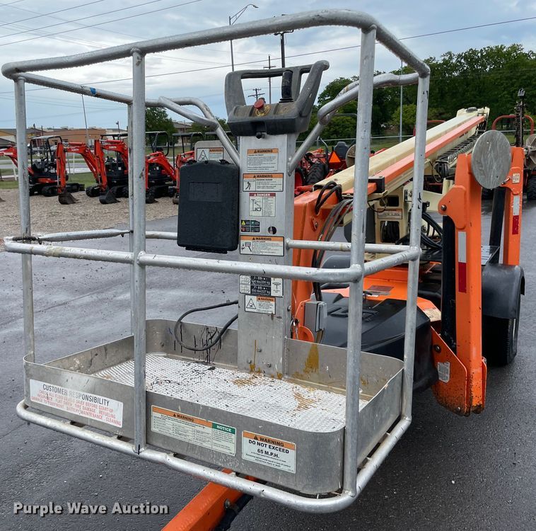 image for item MR9034 2018 JLG T350  boom lift