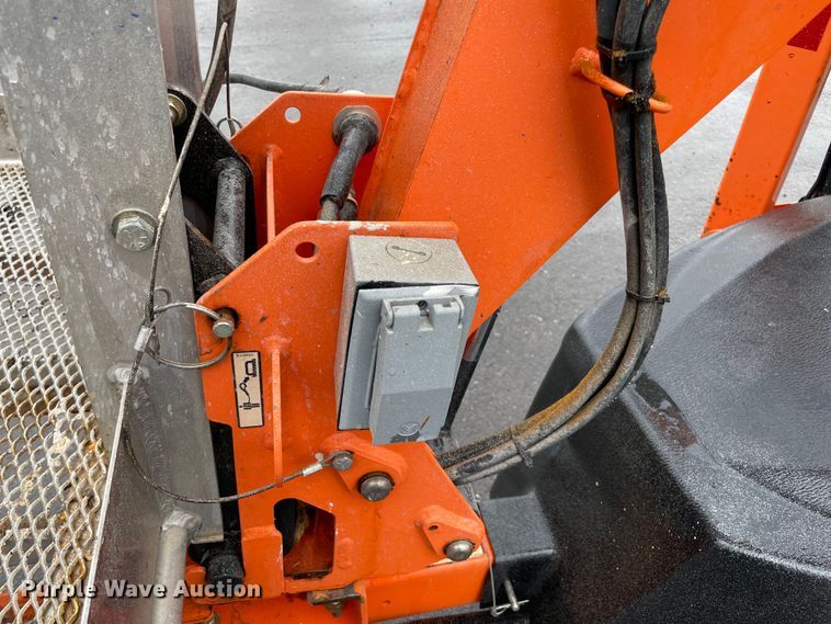 image for item MR9034 2018 JLG T350  boom lift