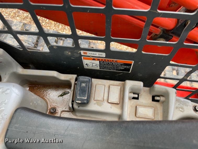 image for item MR9038 2020 Kubota SVL75-2  tracked skid steer loader