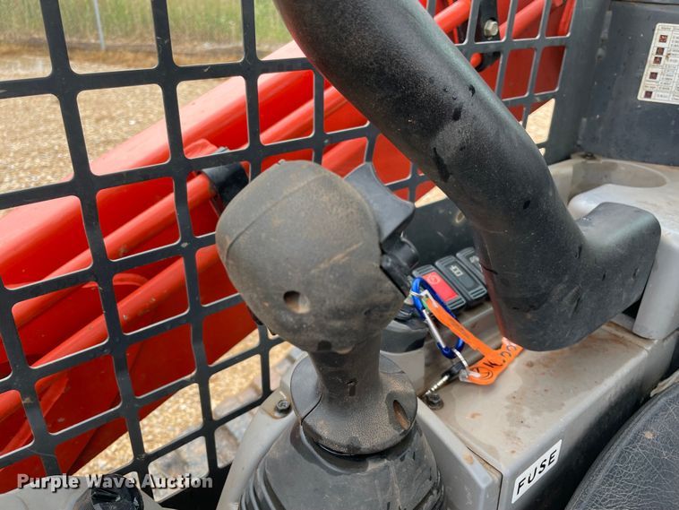 image for item MR9038 2020 Kubota SVL75-2  tracked skid steer loader