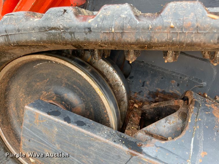 image for item MR9038 2020 Kubota SVL75-2  tracked skid steer loader