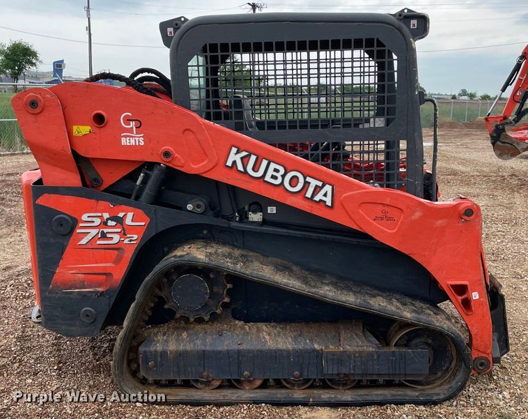 image for item MR9039 2020 Kubota SVL75-2  tracked skid steer loader