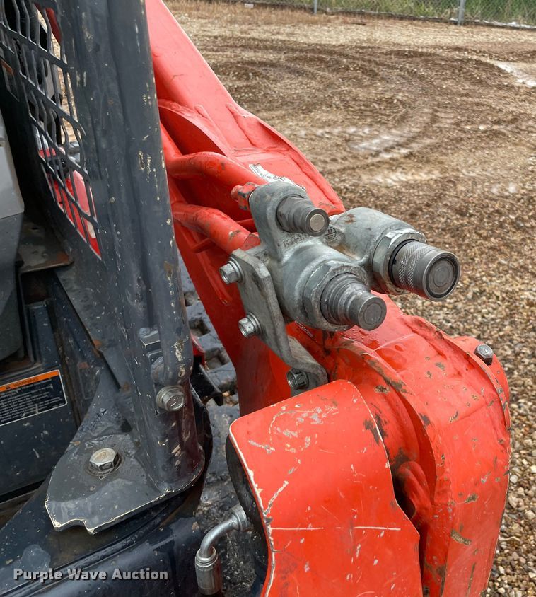 image for item MR9039 2020 Kubota SVL75-2  tracked skid steer loader