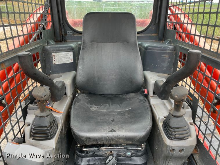 image for item MR9039 2020 Kubota SVL75-2  tracked skid steer loader