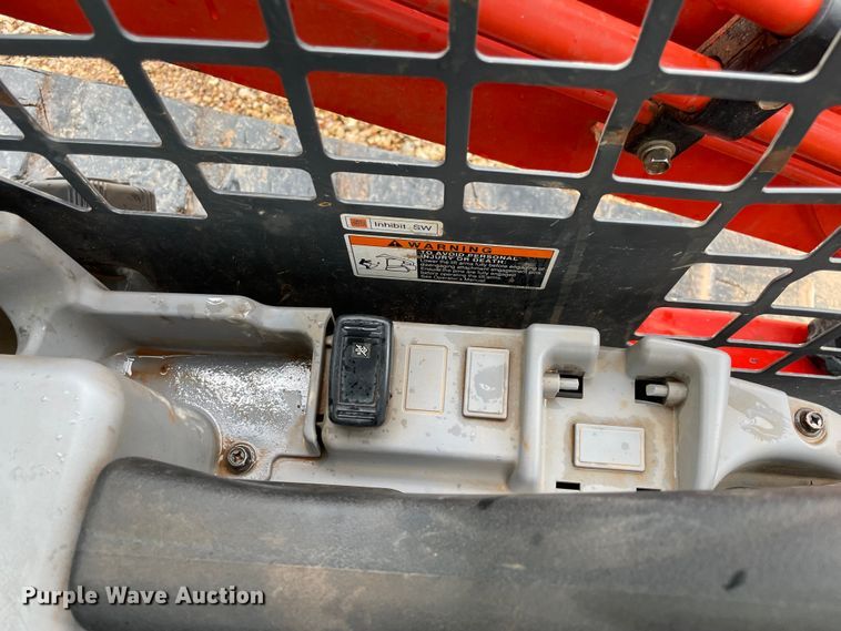 image for item MR9039 2020 Kubota SVL75-2  tracked skid steer loader