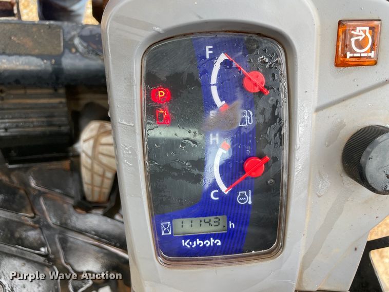 image for item MR9039 2020 Kubota SVL75-2  tracked skid steer loader