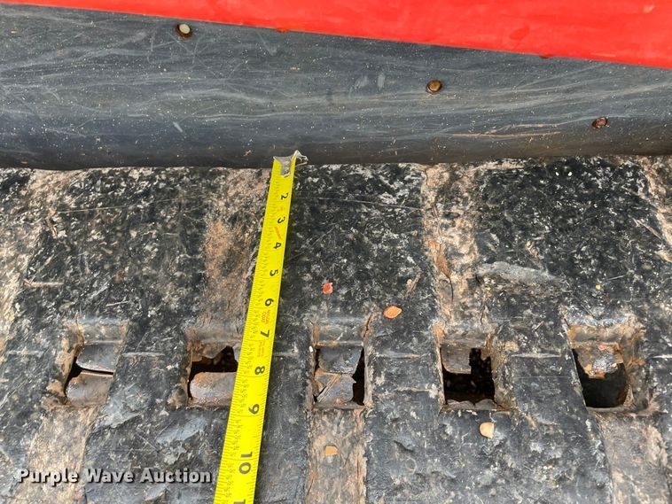 image for item MR9039 2020 Kubota SVL75-2  tracked skid steer loader