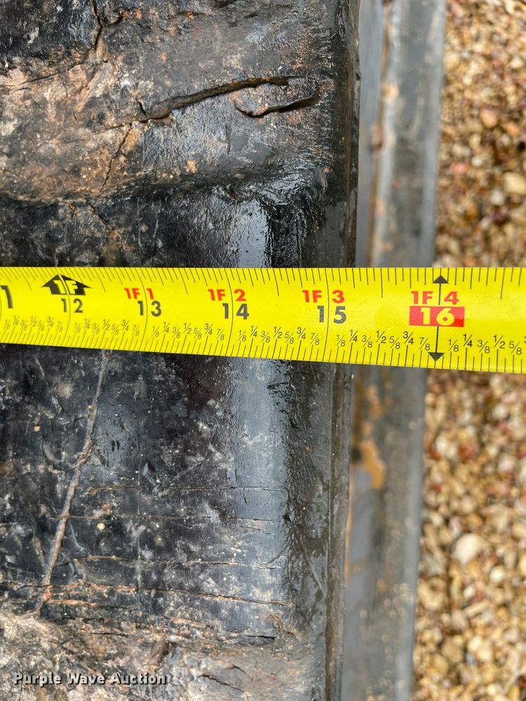 image for item MR9039 2020 Kubota SVL75-2  tracked skid steer loader