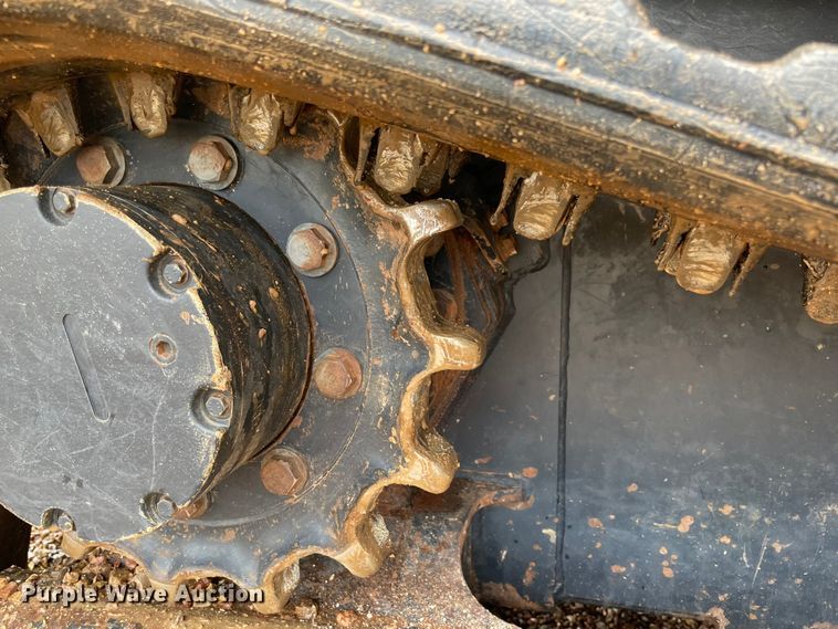 image for item MR9039 2020 Kubota SVL75-2  tracked skid steer loader