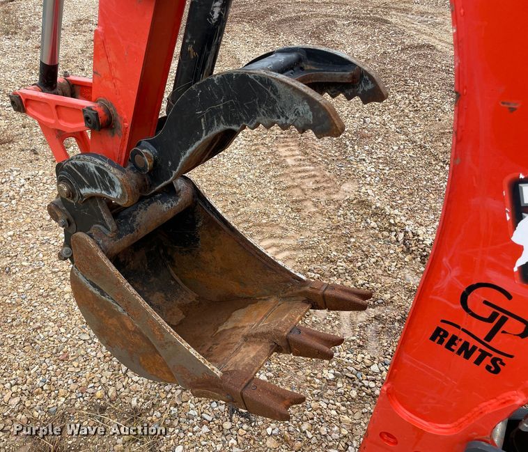 image for item MR9042 2020 Kubota L47  backhoe