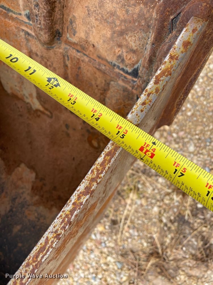 image for item MR9042 2020 Kubota L47  backhoe