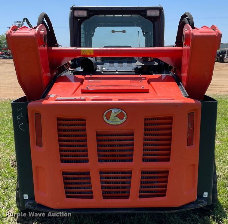 image for item MR9044 2020 Kubota SVL95-2S  tracked skid steer loader