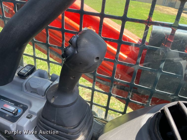 image for item MR9044 2020 Kubota SVL95-2S  tracked skid steer loader