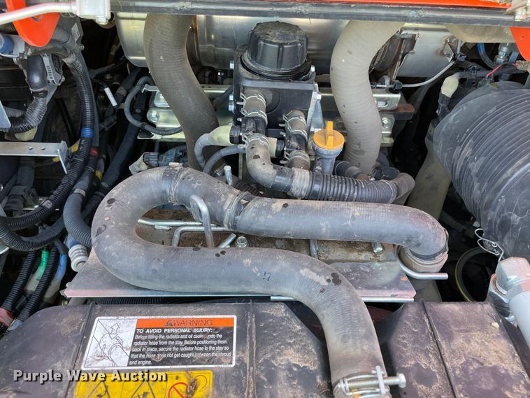 image for item MR9044 2020 Kubota SVL95-2S  tracked skid steer loader