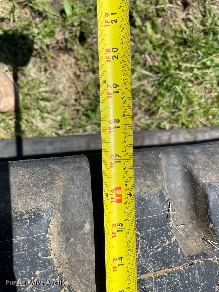 image for item MR9044 2020 Kubota SVL95-2S  tracked skid steer loader