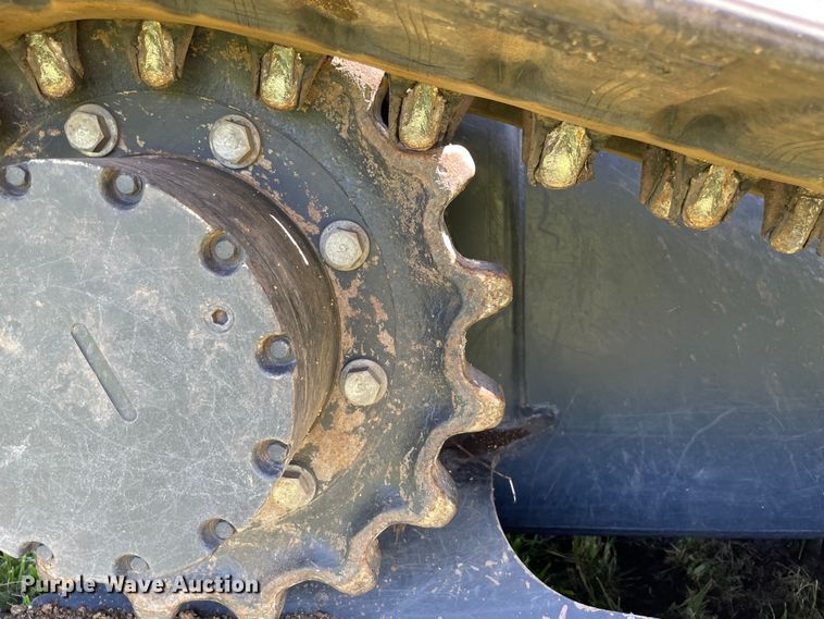 image for item MR9044 2020 Kubota SVL95-2S  tracked skid steer loader