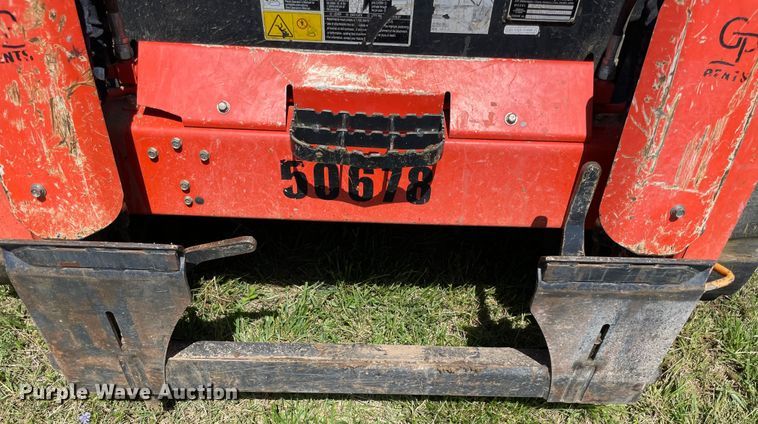 image for item MR9045 2020 Kubota SVL75-2  tracked skid steer loader