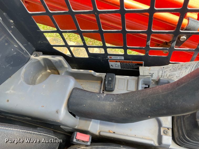 image for item MR9045 2020 Kubota SVL75-2  tracked skid steer loader