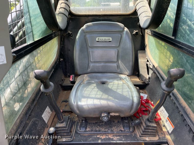 image for item MR9050 2020 New Holland C332  tracked skid steer loader