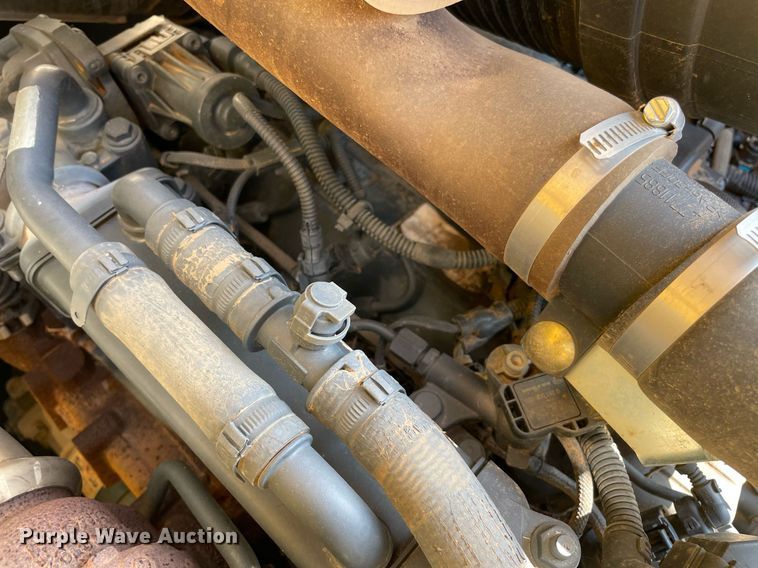 image for item MR9050 2020 New Holland C332  tracked skid steer loader