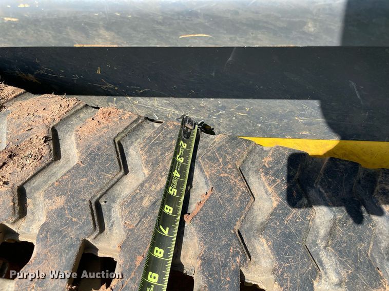 image for item MR9050 2020 New Holland C332  tracked skid steer loader