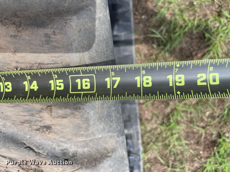 image for item MR9064 Kubota SVL95-2S  tracked skid steer loader