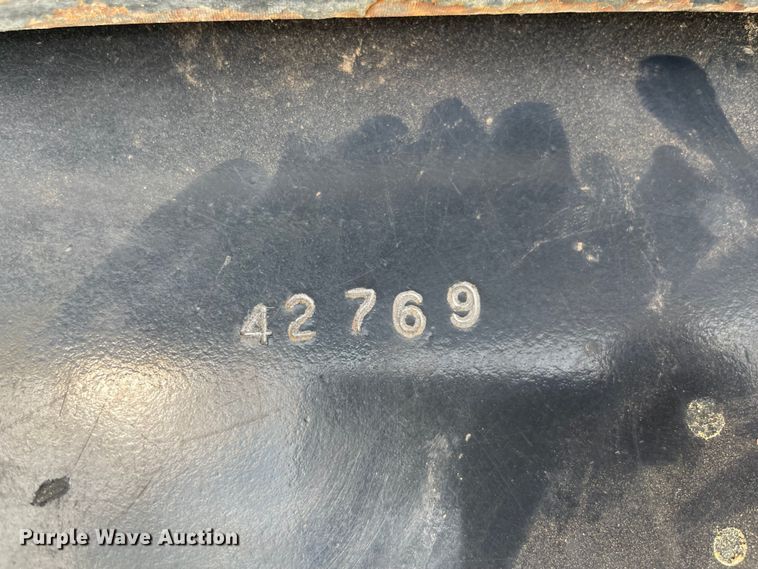 image for item MR9064 Kubota SVL95-2S  tracked skid steer loader