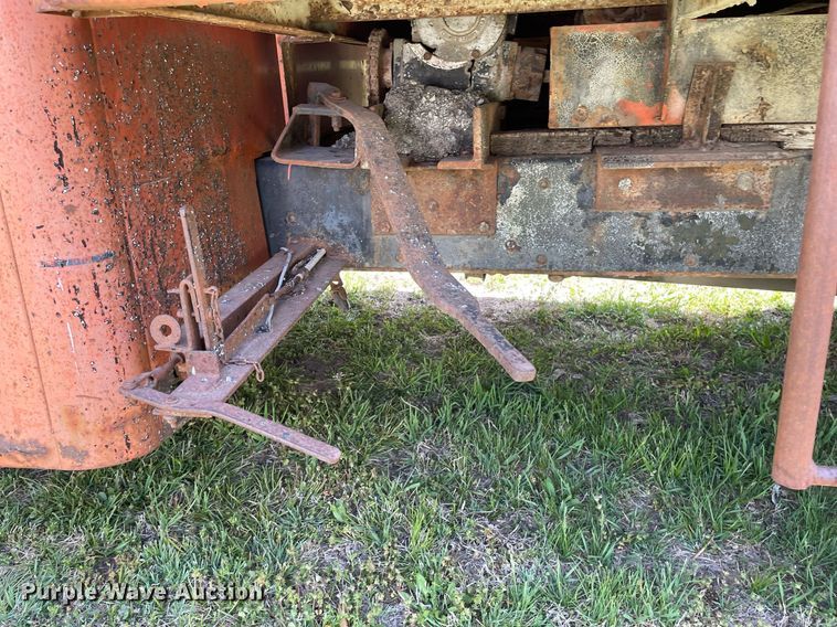 image for item MS9751 1982 Chevrolet C60  dump truck