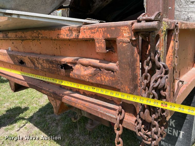 image for item MS9751 1982 Chevrolet C60  dump truck