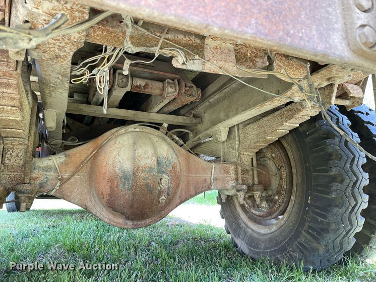 image for item MS9751 1982 Chevrolet C60  dump truck