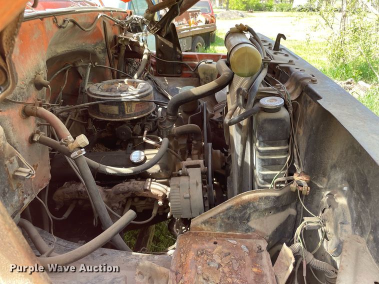 image for item MS9751 1982 Chevrolet C60  dump truck