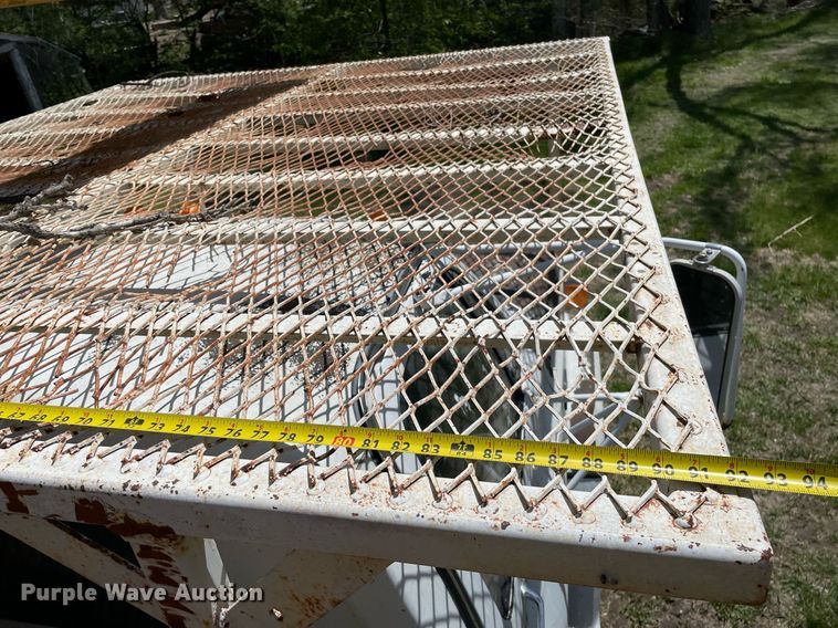 image for item MS9753 1987 GMC C7000  bucket truck