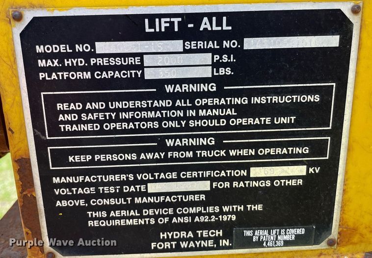 image for item MS9753 1987 GMC C7000  bucket truck