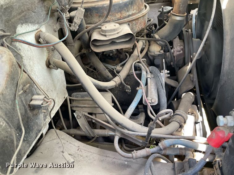 image for item MS9753 1987 GMC C7000  bucket truck