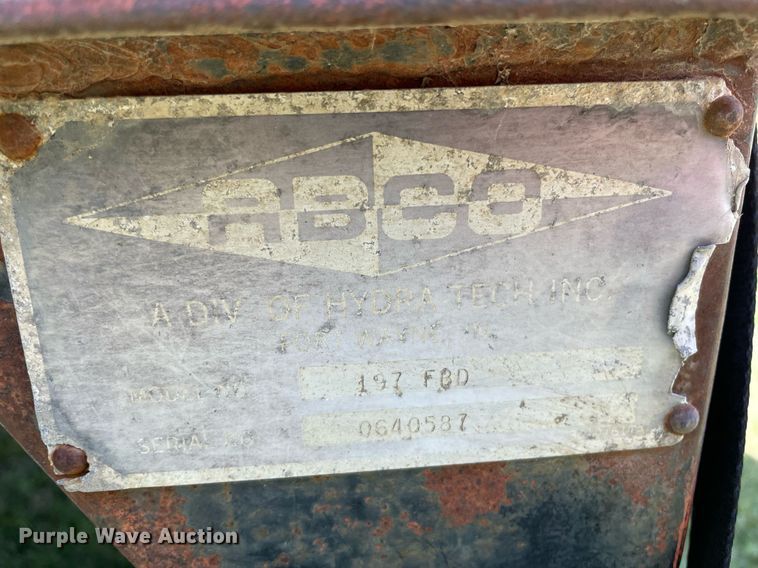 image for item MS9753 1987 GMC C7000  bucket truck