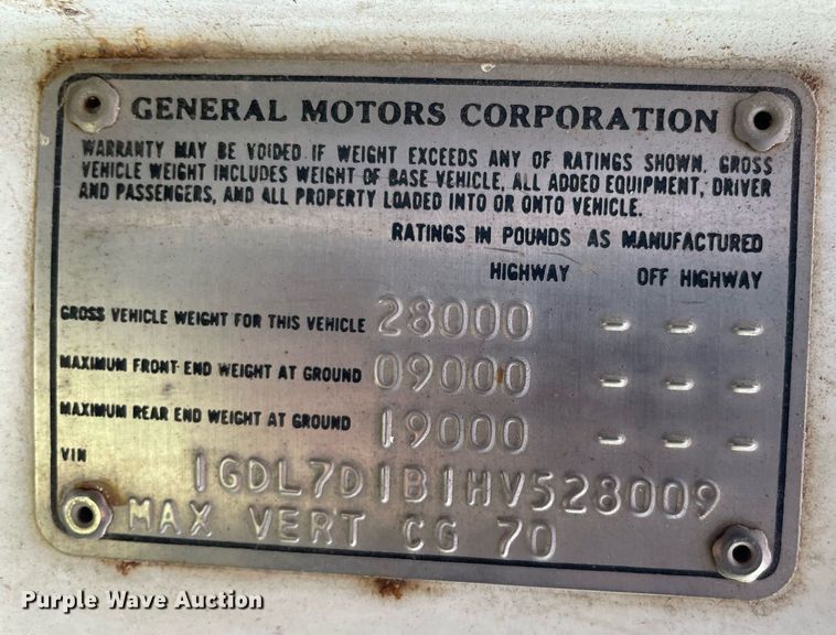 image for item MS9753 1987 GMC C7000  bucket truck