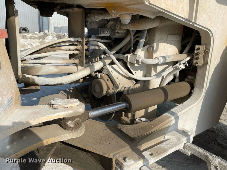 image for item MS9756 1993 John Deere 644G  wheel loader