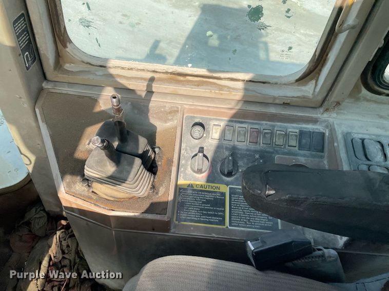 image for item MS9756 1993 John Deere 644G  wheel loader