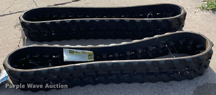 image for item MS9761 (2) Camoplast SD 7"W rubber tracks